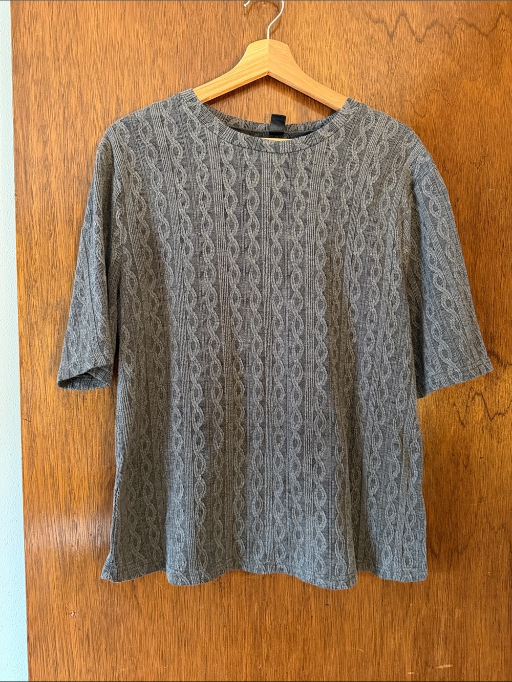 SHEIN Gray Cotton Cable-Pattern Short Sleeve Tee